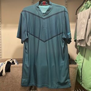 Mens Medium Tiger Woods Mock Polo - Nike